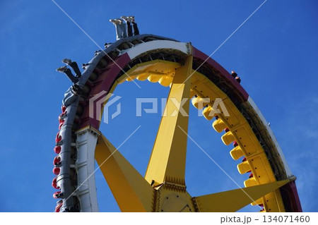 無重力を楽しむ 134071460