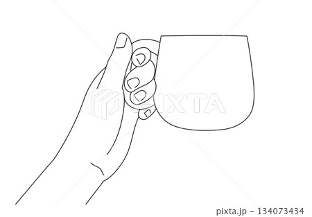 コップを持った手のイラスト素材 134073434