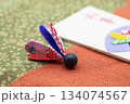 ちりめん素材の羽子板と羽 ちりめん素材の羽子板と羽 134074567