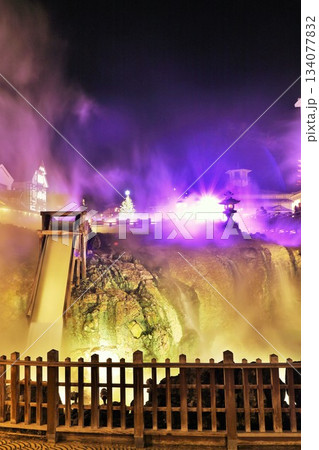 群馬県　夜の草津 134077832