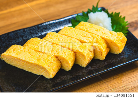 だし巻き玉子 和食の定番料理 だし巻き玉子 和食の定番料理 134081551