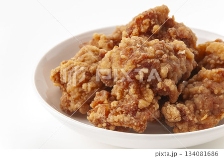 鶏の唐揚げ 鶏の唐揚げ 134081686
