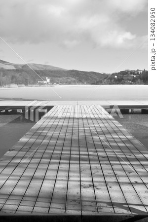 冬の白樺湖 134082950