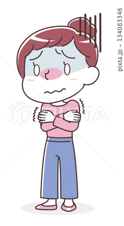 悪寒で震える女性のイラスト（寒気・風邪） 134083346