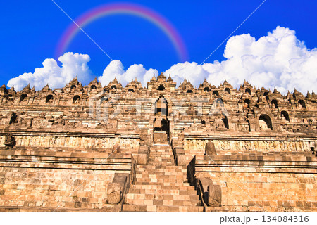 ボロブドゥール遺跡の美しい景観 ボロブドゥール遺跡の美しい景観 134084316