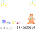 フレーム素材 可愛いくまのぬいぐるみ 男の子 手描きイラスト 赤ちゃん 子供向け パステル 色鉛筆  134085916