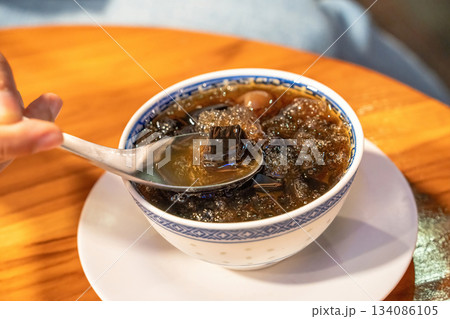 Grass jelly dessert in bowl 134086105
