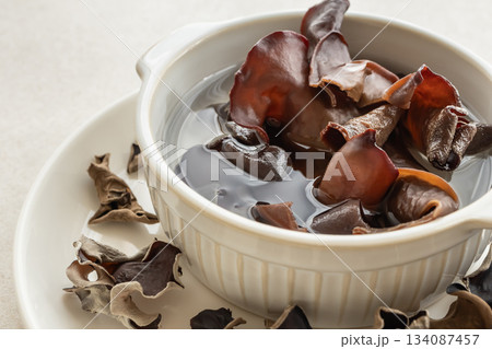 きくらげ　乾燥キクラゲの戻し方 134087457