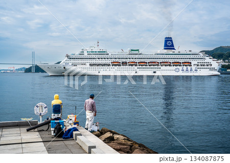 長崎港客船入港（Piano Land）松ヶ枝埠頭着岸中【長崎市】 134087875