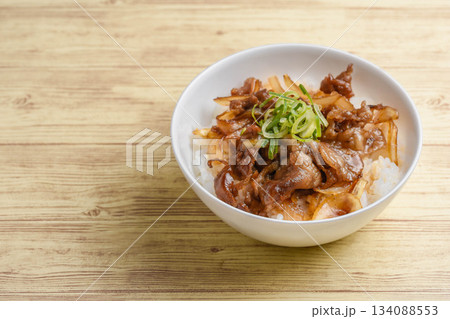 スタミナ回復　豚丼 134088553