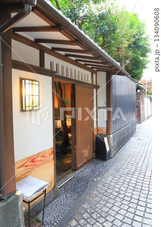 神楽坂　かくれんぼ横丁の飲食店　　 134090608