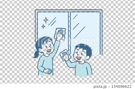 窓拭きをしている子どもたち 134096622