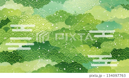 優しい緑色が広がる和紙風テクスチャの背景素材 134097763