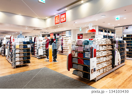 ユニクロ 笹塚店 東京都渋谷区笹塚 ユニクロ 笹塚店 東京都渋谷区笹塚 134103430