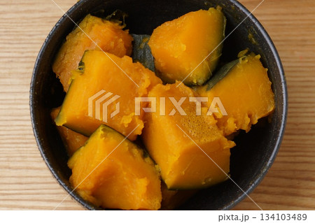 カボチャ煮物 134103489