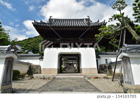 京都 曹洞宗最初の寺院 興聖寺の門 京都 曹洞宗最初の寺院 興聖寺の門 134103705