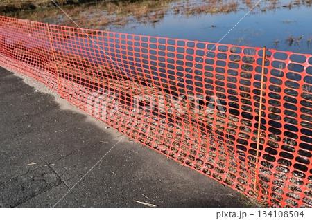 プラスチック製のフェンスネットロール 134108504