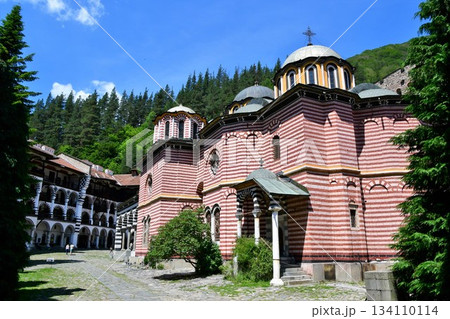 ブルガリア、リラ村、リラの僧院、聖母誕生教会 134110114