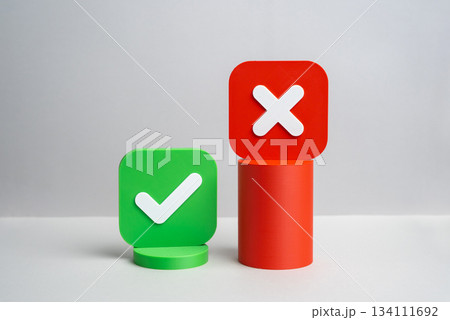 The poll showed that the majority voted against. Public disapproval and shifting opinions. Political analysis, social research 134111692