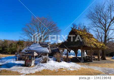 【富士山素材】西湖こおりまつりの樹氷と風景【山梨県】 134119648