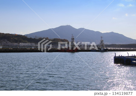 洞海湾と皿倉山 洞海湾と皿倉山 134119877
