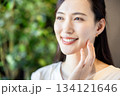 綺麗な歯　女性 134121646