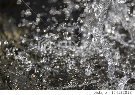 水しぶき 水しぶき 134122018