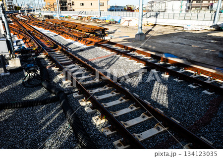 高架橋工事が進む鉄道 東京都 東村山駅周辺 2025.11 d-2 高彩度コントラスト 高架橋工事が進む鉄道 東京都 東村山駅周辺 2025.11 d-2 高彩度コントラスト 134123035