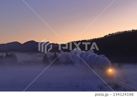 雪景色の磐越西線SL 雪景色の磐越西線SL 134124198