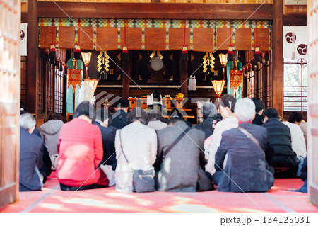 <七五三>神社でのご祈祷 <七五三>神社でのご祈祷 134125031