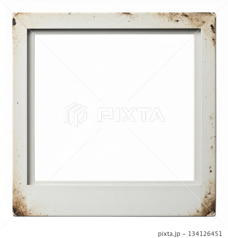 Retro Photo Frame with Aged Edges and White...のイラスト素材 [134126451] - PIXTA