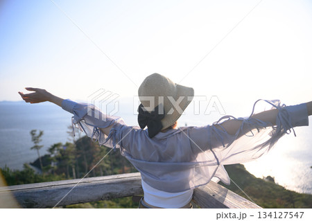 海辺の解放感 134127547