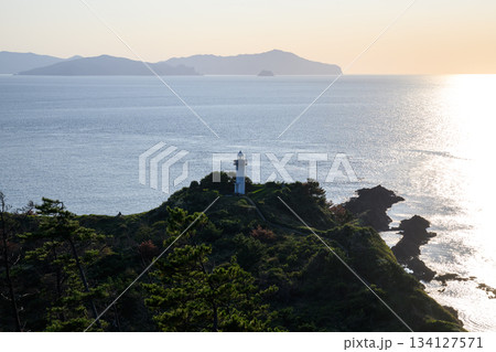 灯台と海原 灯台と海原 134127571