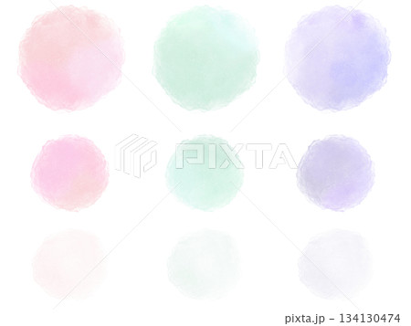 淡い色の水彩テクスチャの円・水玉・丸 134130474