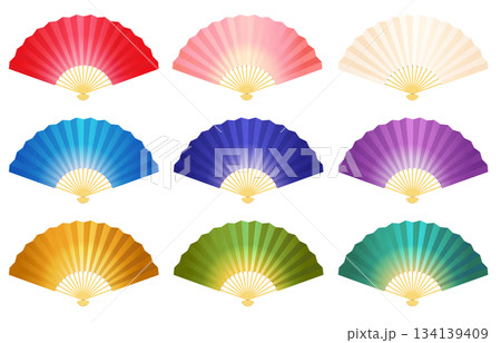 さまざまなカラーの扇子のイラスト素材セット。白背景にベクターイラスト。 134139409