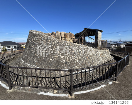 愛知県北名古屋市の合瀬川沿いにある「コッツ山公園」 愛知県北名古屋市の合瀬川沿いにある「コッツ山公園」 134141295