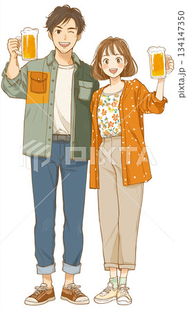 男女グループで乾杯するカジュアルな飲み会シーン｜ビール、ジョッキ、笑顔、パーティー、友人、職場、新年 134147350