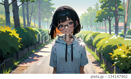 公園を歩くメガネの女の子 134147902