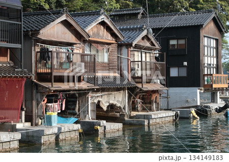 舟屋のある風景 舟屋のある風景 134149183