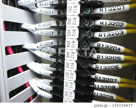 電子回路で機械動作させる回路の操作盤 134154477