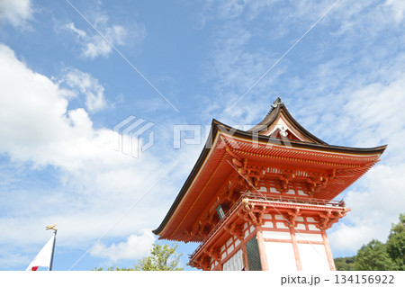 清水寺の仁王門(京都府京都市) 清水寺の仁王門(京都府京都市) 134156922