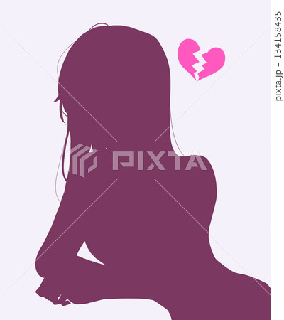アンニュイな女性　割れたハート　シルエット 134158435