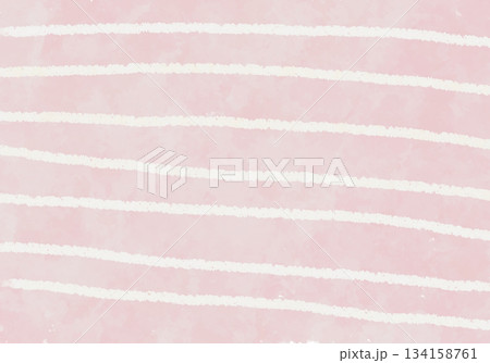 クレヨンタッチのストライプ背景（ピンク） 134158761
