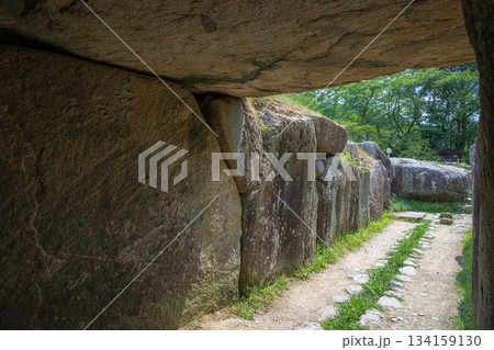 奈良 石舞台古墳 羨道(開口部方向) 奈良 石舞台古墳 羨道(開口部方向) 134159130
