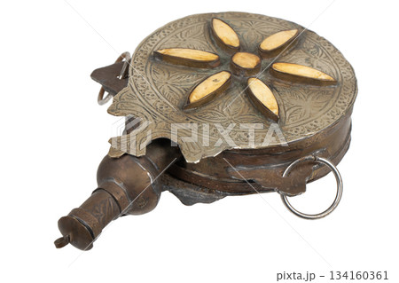 Old vintage gunpowder flask 134160361