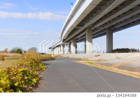 東京都江戸川区荒川サイクリングロード2025年12月 東京都江戸川区荒川サイクリングロード2025年12月 134164308