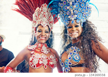 Samba, music and dance with women at carnival for celebration, party and festival in Rio de Janeiro. Summer break, show and creative with brazil girls for performance, holiday and culture event 134169338