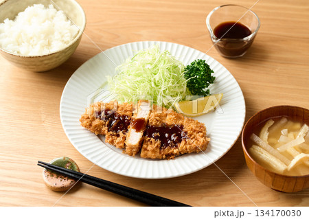 トンカツ 134170030