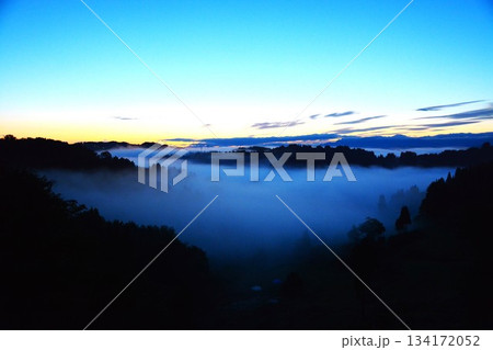蒲生棚田雲海朝焼けの夜明け 134172052