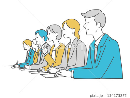 研修を受ける男女 134173275